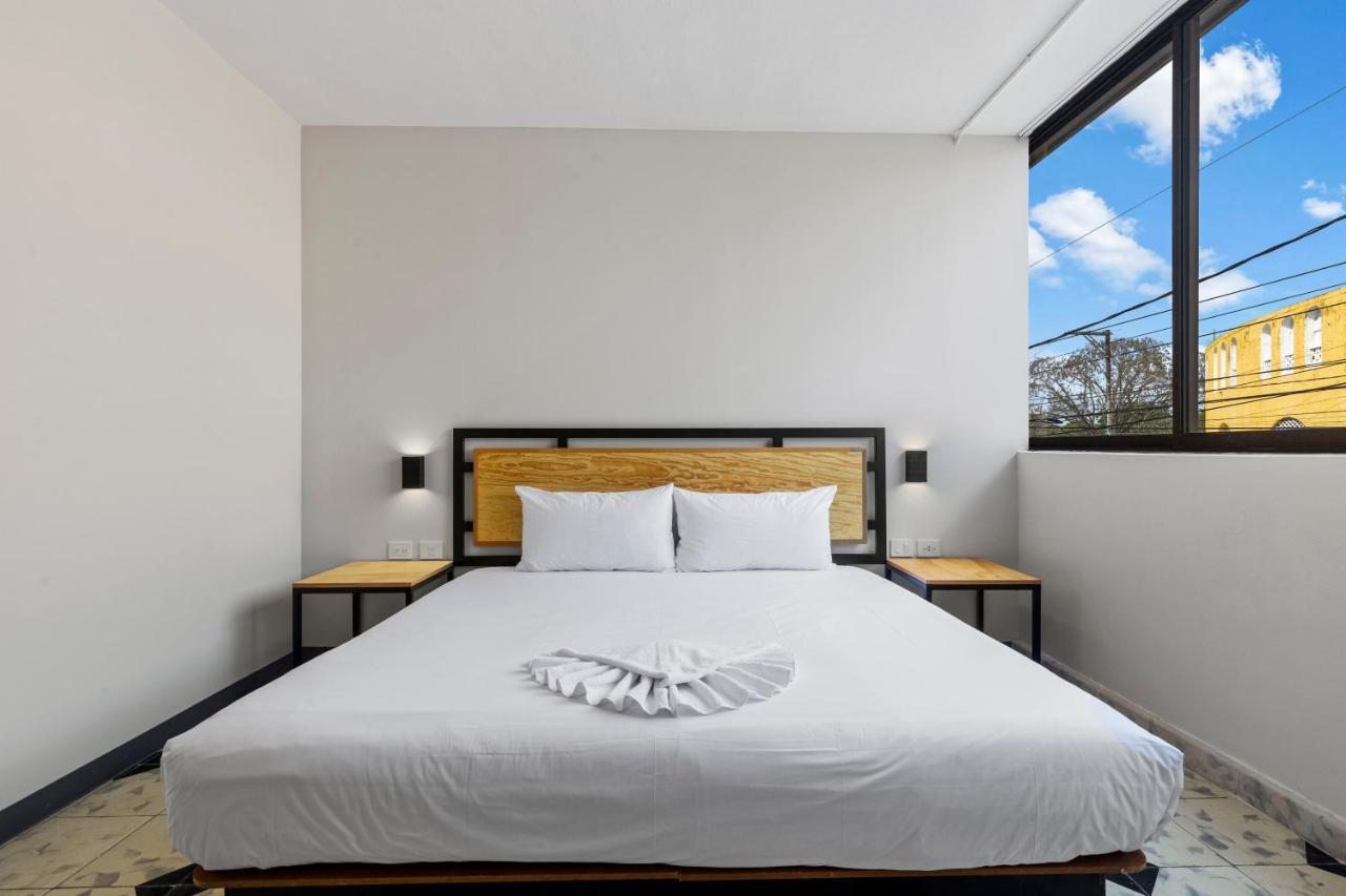 Suites Reforma By Homirent Mérida Exteriör bild